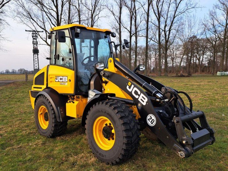 JCB 409 Agri Stufe V