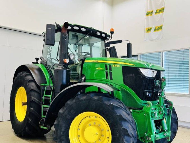 John Deere 6250R CommandPro