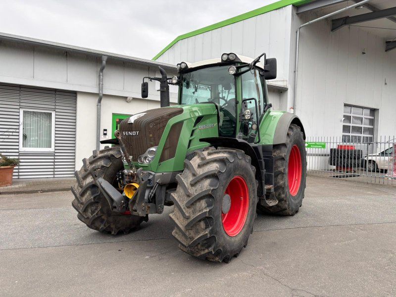 Fendt 824 Vario SCR