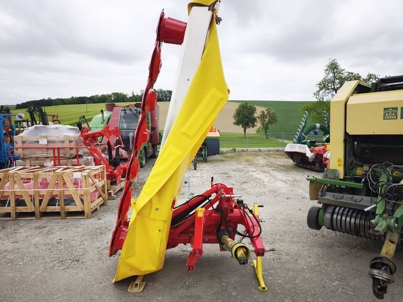 Pöttinger NOVADISC 302 Heck-Scheibenmähwerk