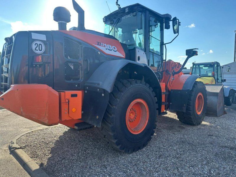 Hitachi ZW180-6
