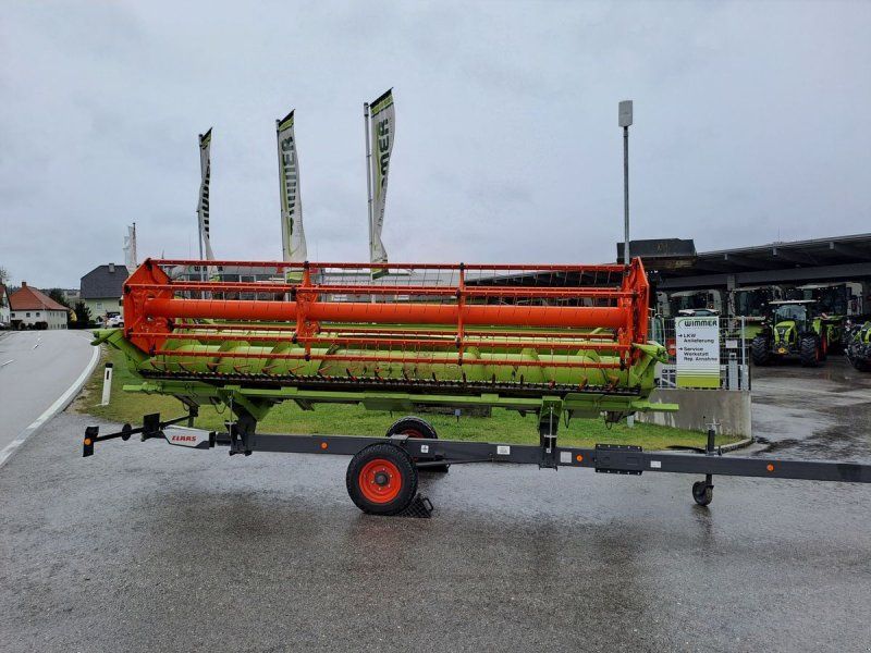 Claas Vario 560 es Schneidwerk 5,6m