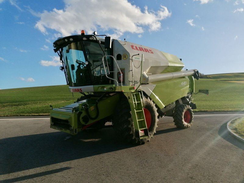 Claas TUCANO 440 (er TUCANO 400)