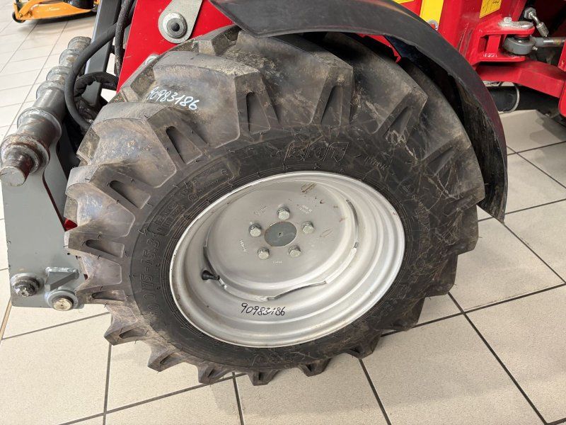 Komplettreifen 10.0/75-15.3 AS 5 Loch 90%