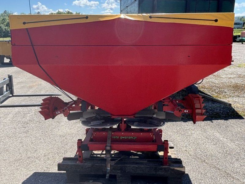 Düngerstreuer 1200l