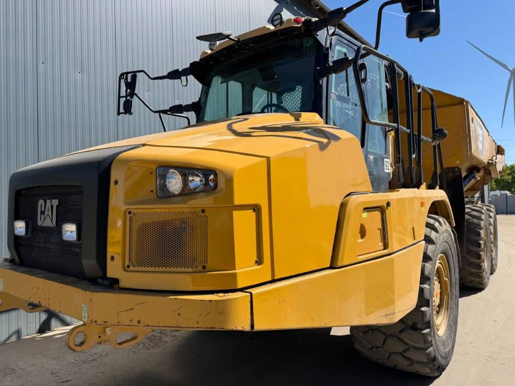 CAT 735 04A