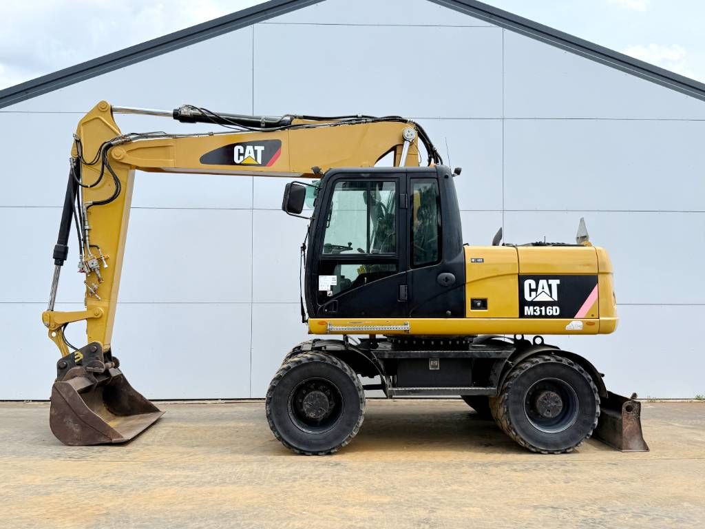 CAT M315D - Triple Boom / Quick Coupler
