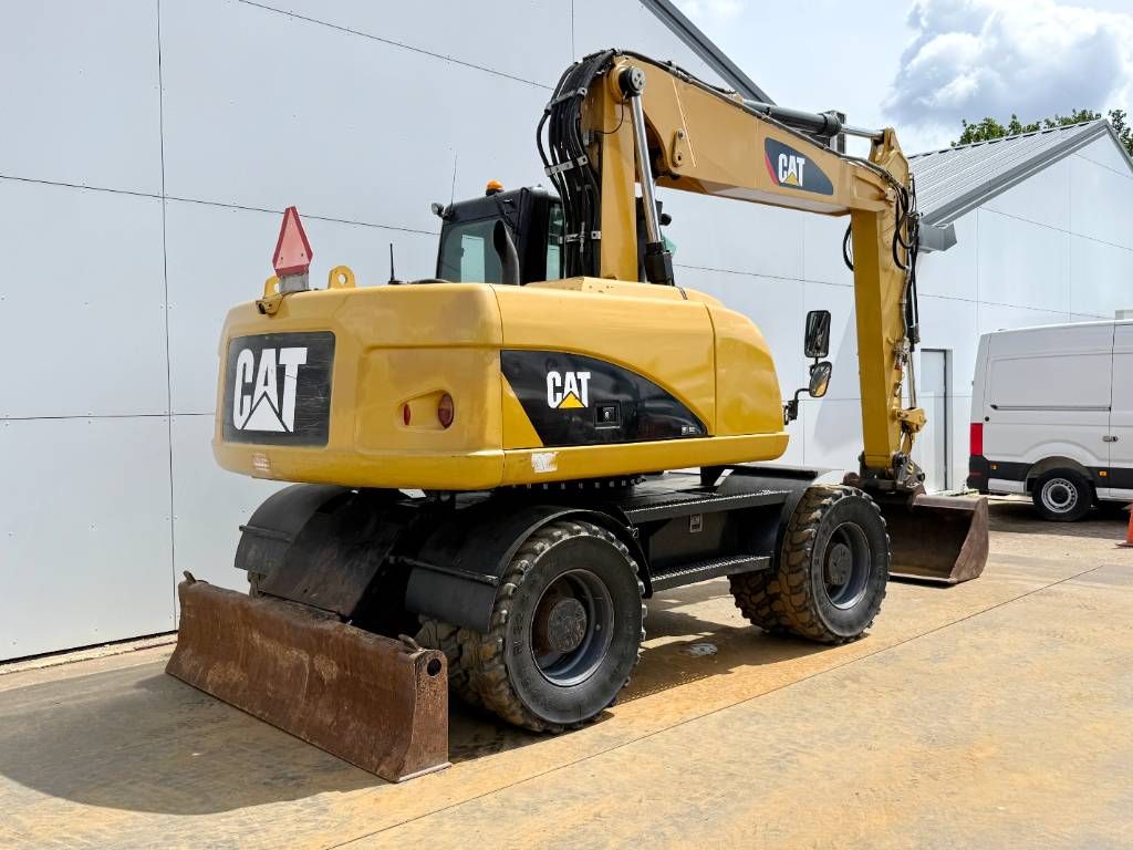 CAT M315D - Triple Boom / Quick Coupler