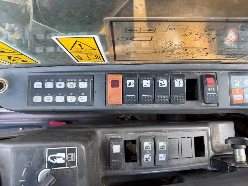 CAT M315D - Triple Boom / Quick Coupler