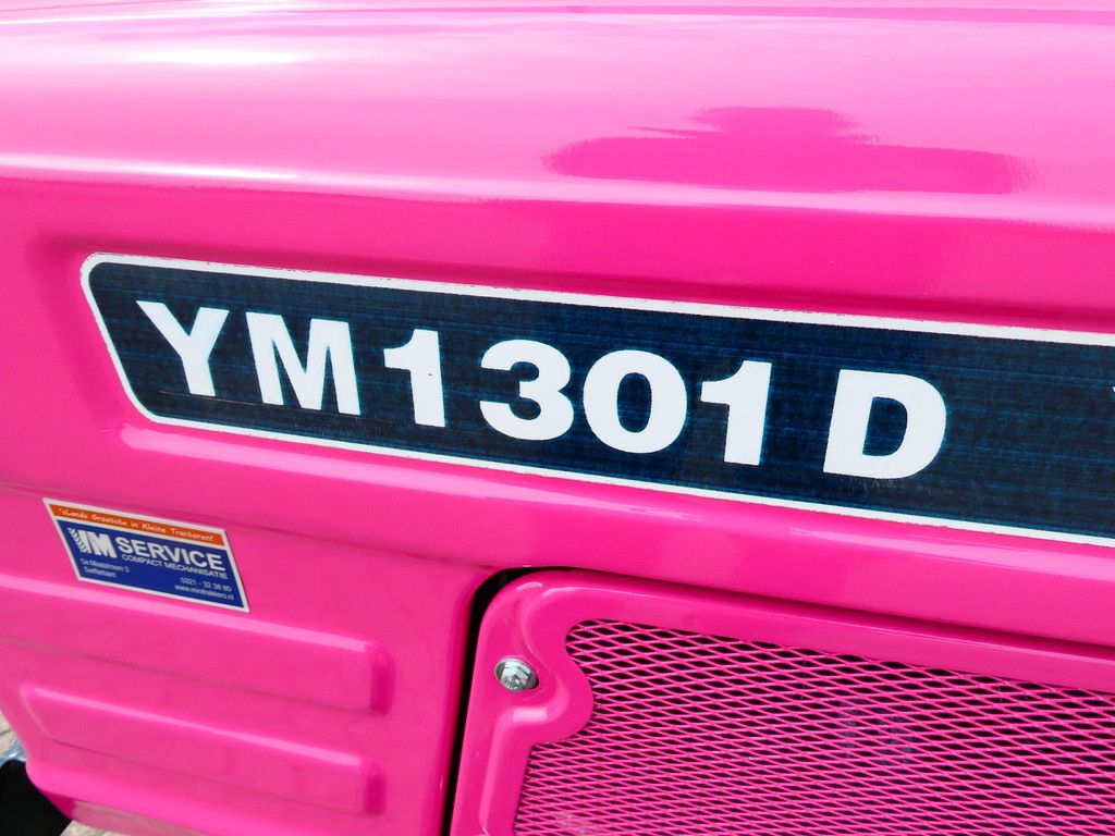 Yanmar YM1301 4wd / 1109 Draaiuren / Pink Edition