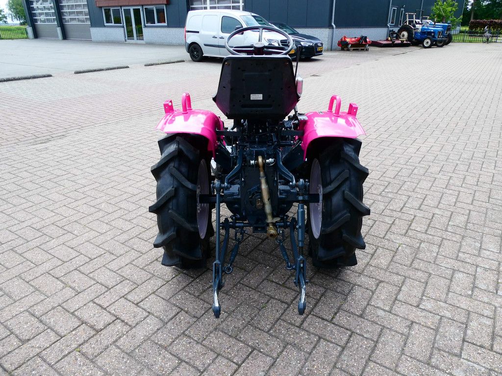 Yanmar YM1301 4wd / 1109 Draaiuren / Pink Edition