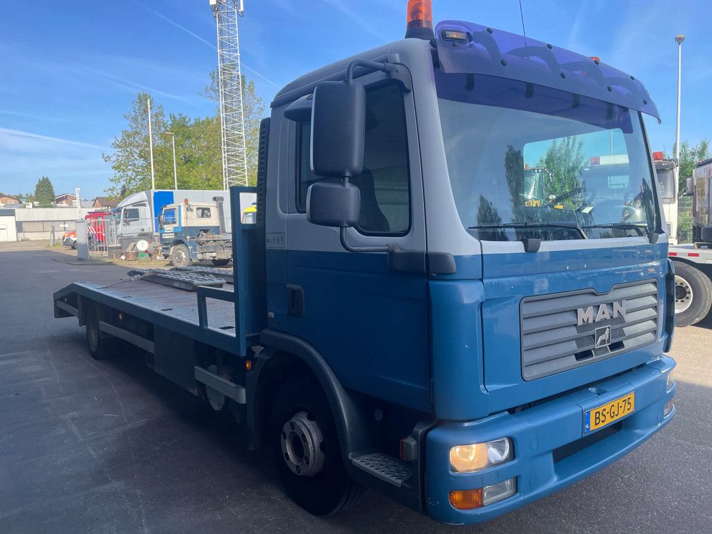 MAN TGL 12.210 Machinetransporter 255.000 km Euro 3 , LoadingCap 6.820 Kg