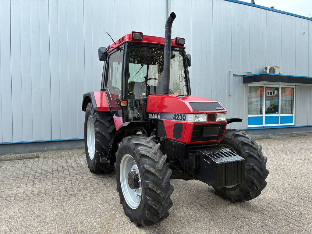 Case 4230XL