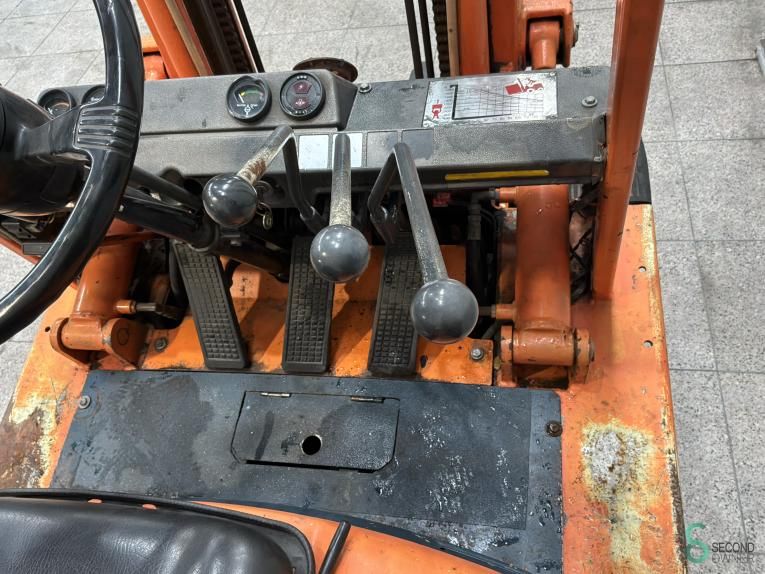 Gabelstapler Diesel Toyota 02-5 FD 20