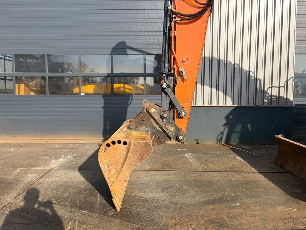 Doosan DX140LCR-5