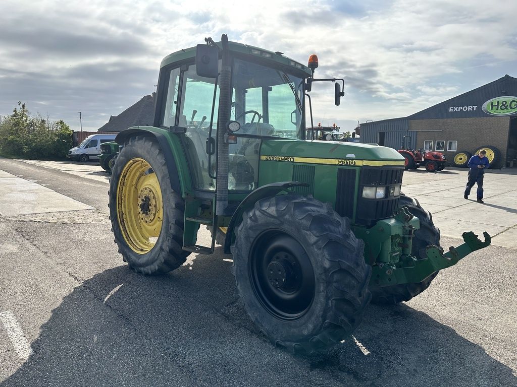 John Deere 6410
