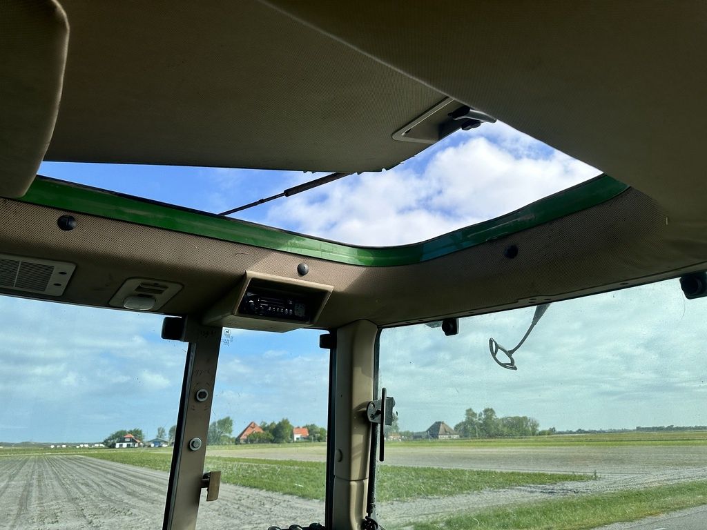 John Deere 6410
