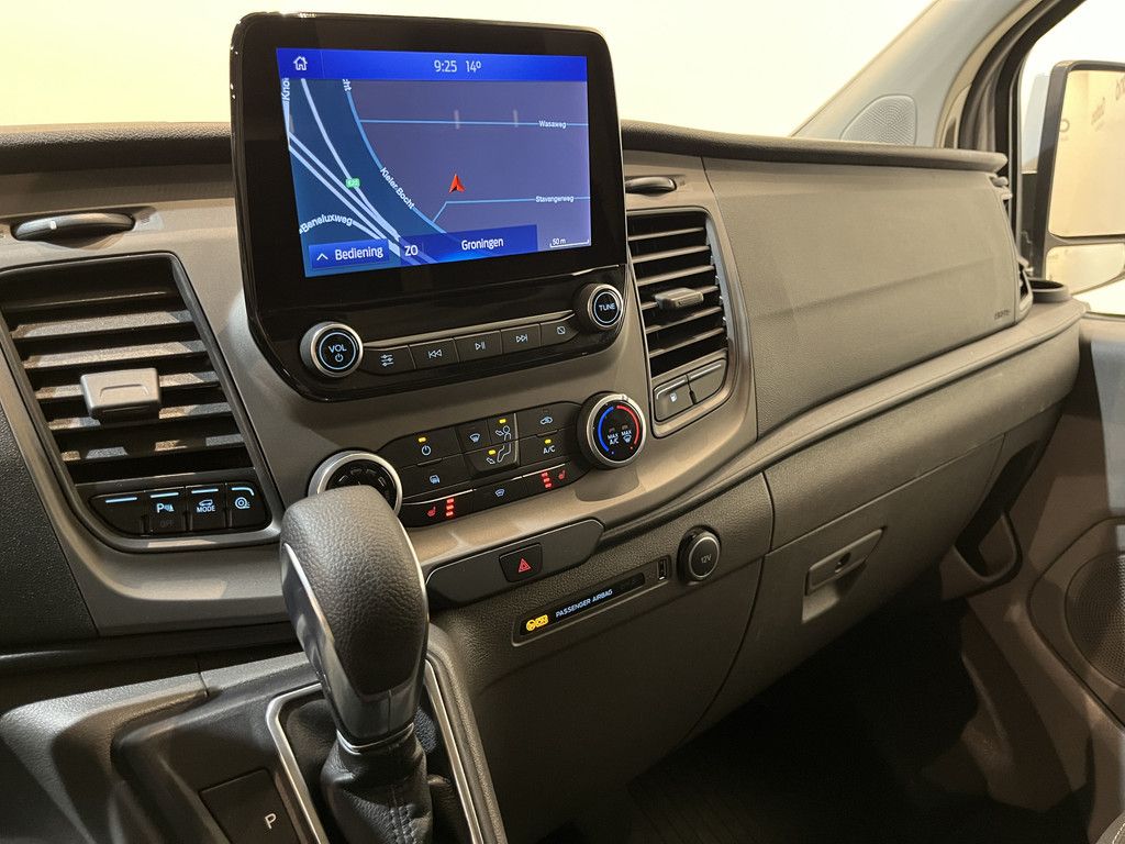 Ford Transit Custom 340 L1H1 PHEV Benzine Hybride Trend Automaat / Euro 6 / Schuifdeur L + R / Airco / CarPlay / Cruise Control / Camera / Navigatie / Klep / 3-Zits / 18.300 KM !!