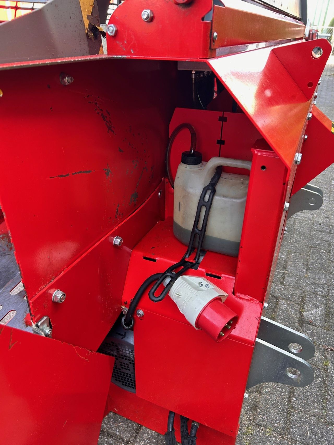 Gebruikte: nette Hakki Pilke Falcon EM 380V zaagkloofmachine