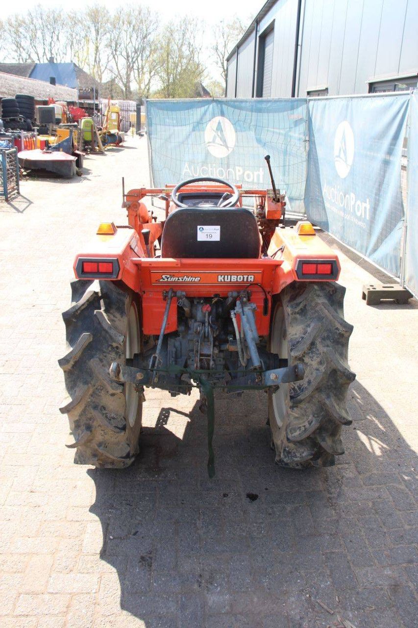 Kubota ZL1-255 Mini Tractor Diesel 24 hp with front loader