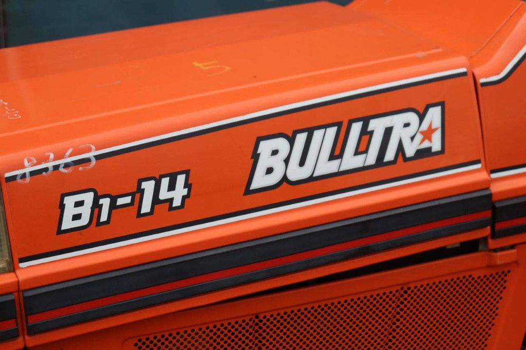 Kleintraktor Kubota B1-14 Bulltra Diesel 14,5 PS