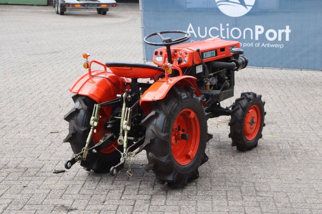 Kleintraktor Kubota B7000 Diesel