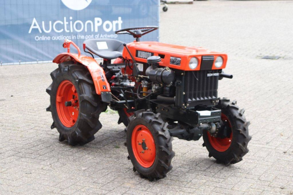 Kleintraktor Kubota B7000 Diesel