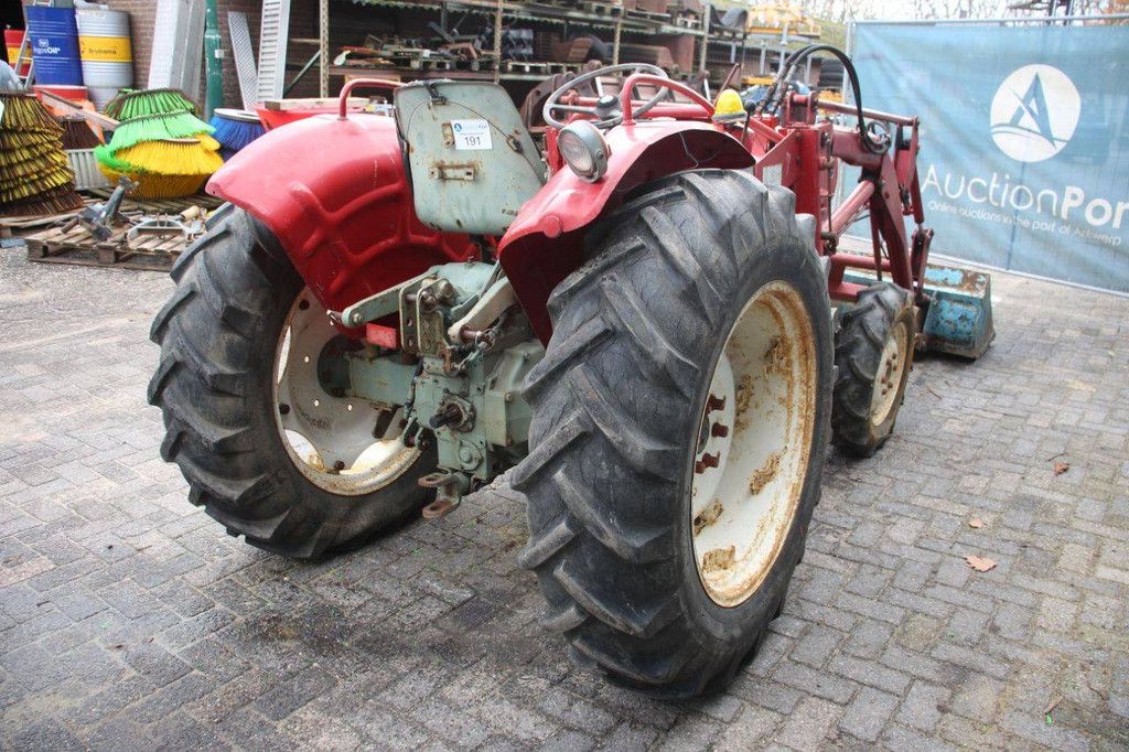Yanmar YM3110D Mini-Traktor Diesel 37 PS mit Frontlader
