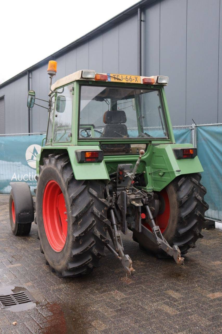 Tractor Fendt Farmer 305LS Turbomatik Diesel (Margin)