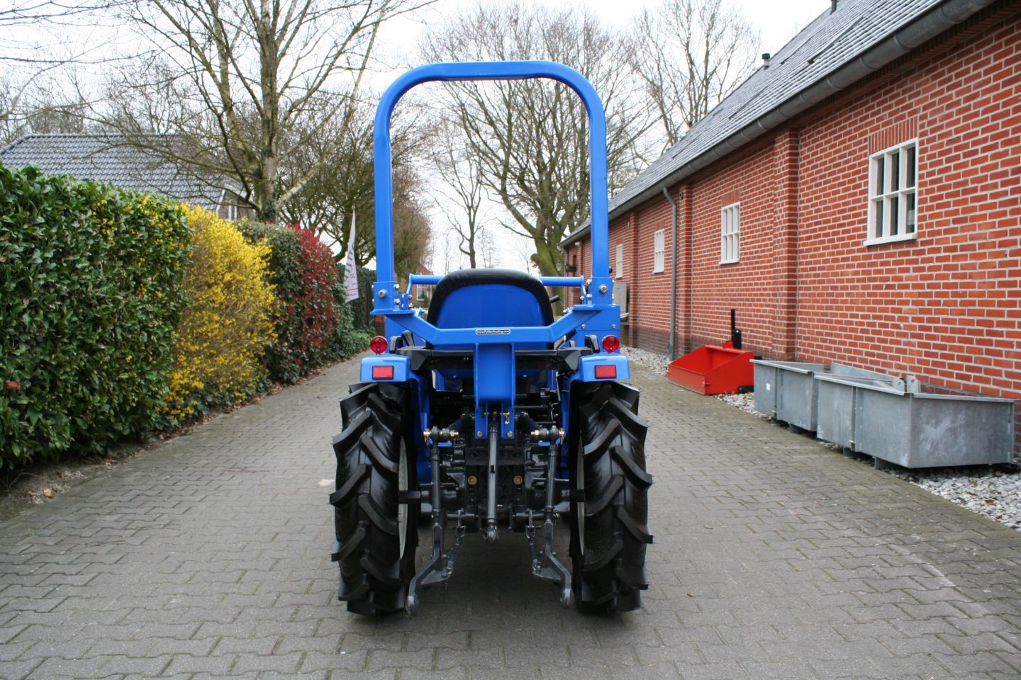 Iseki Sial 5 with front loader