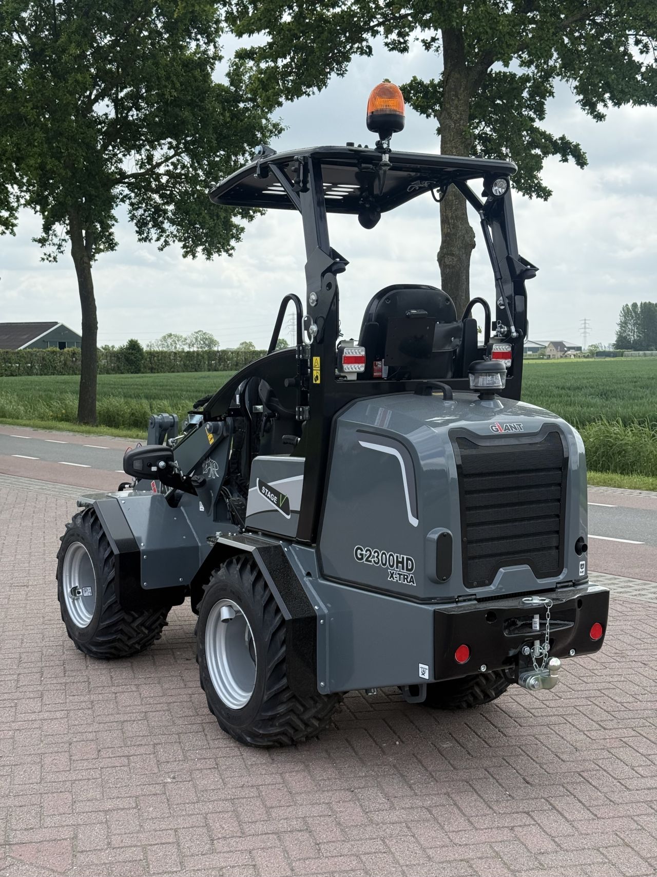 Giant g2300 full opties 2026