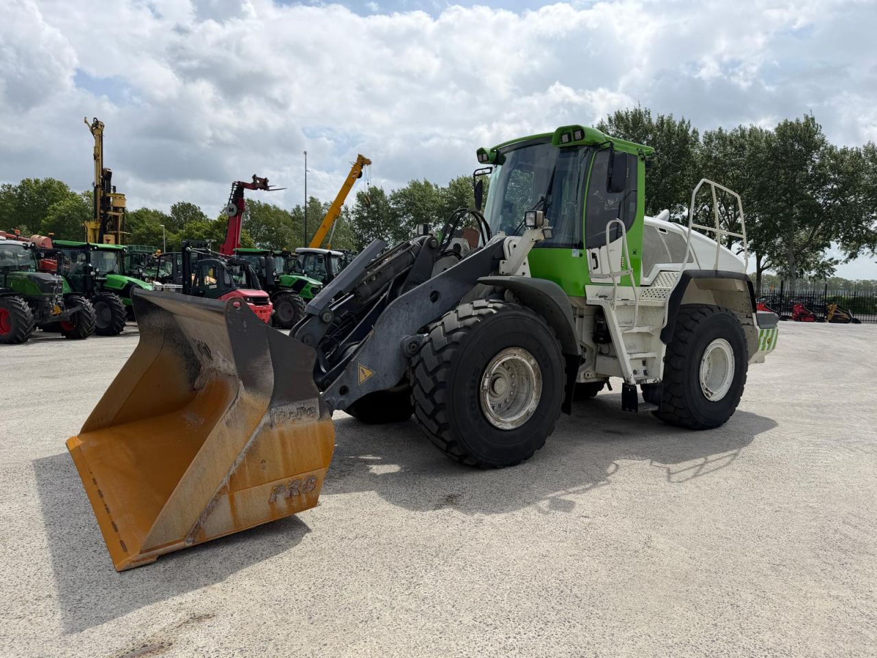 Liebherr L556 2 plus 2