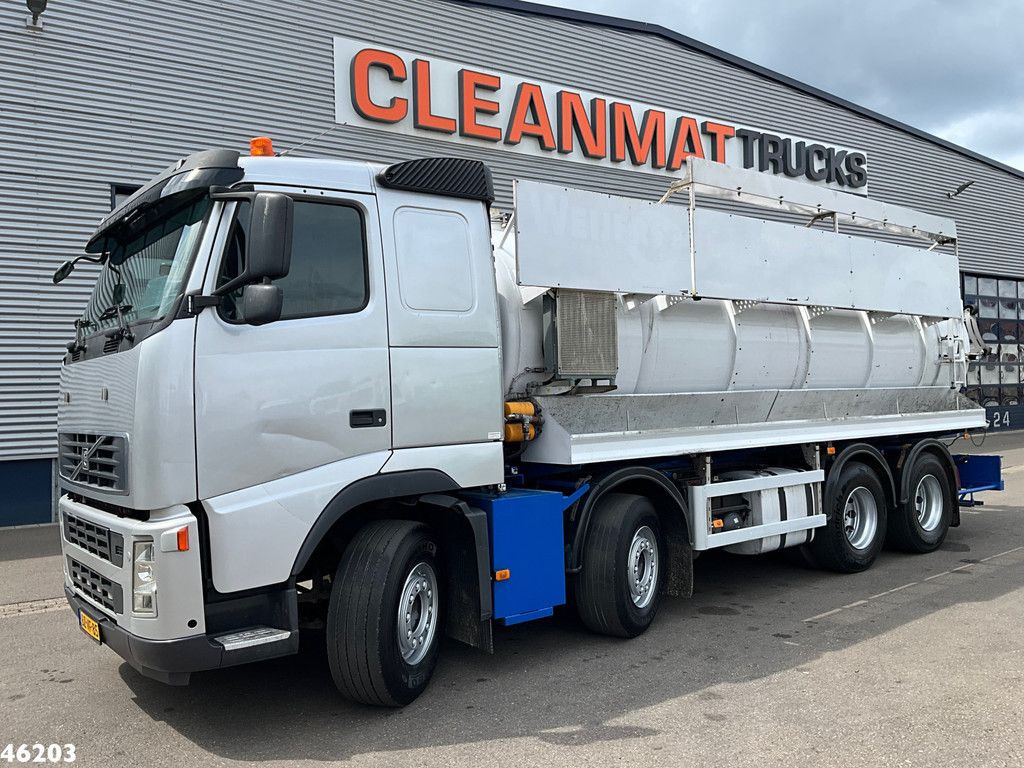 Volvo FH 390 8x4 kolkenzuiger