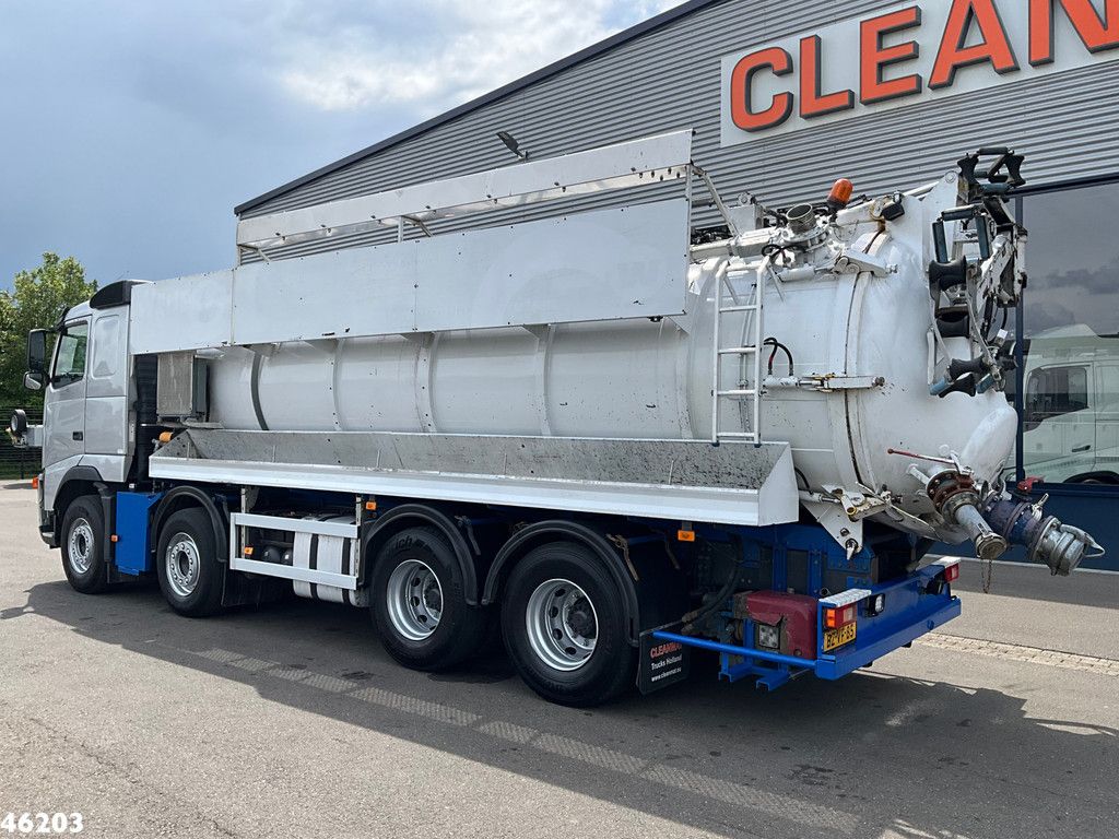 Volvo FH 390 8x4 kolkenzuiger
