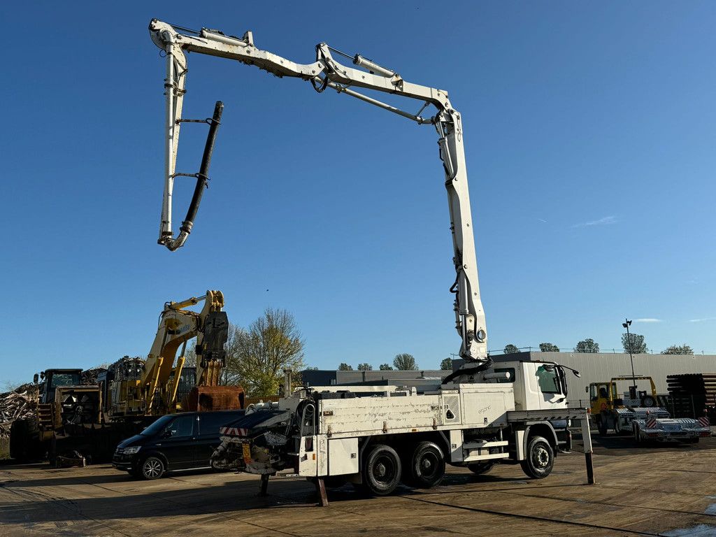 MercedesBenz Actros 2632 6x4 with Putzmeister BSF 24-4 11 24m concrete pump