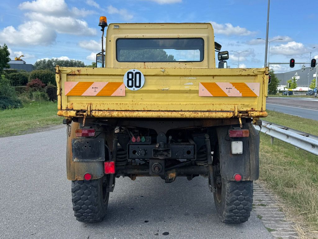 MercedesBenz Unimog U140