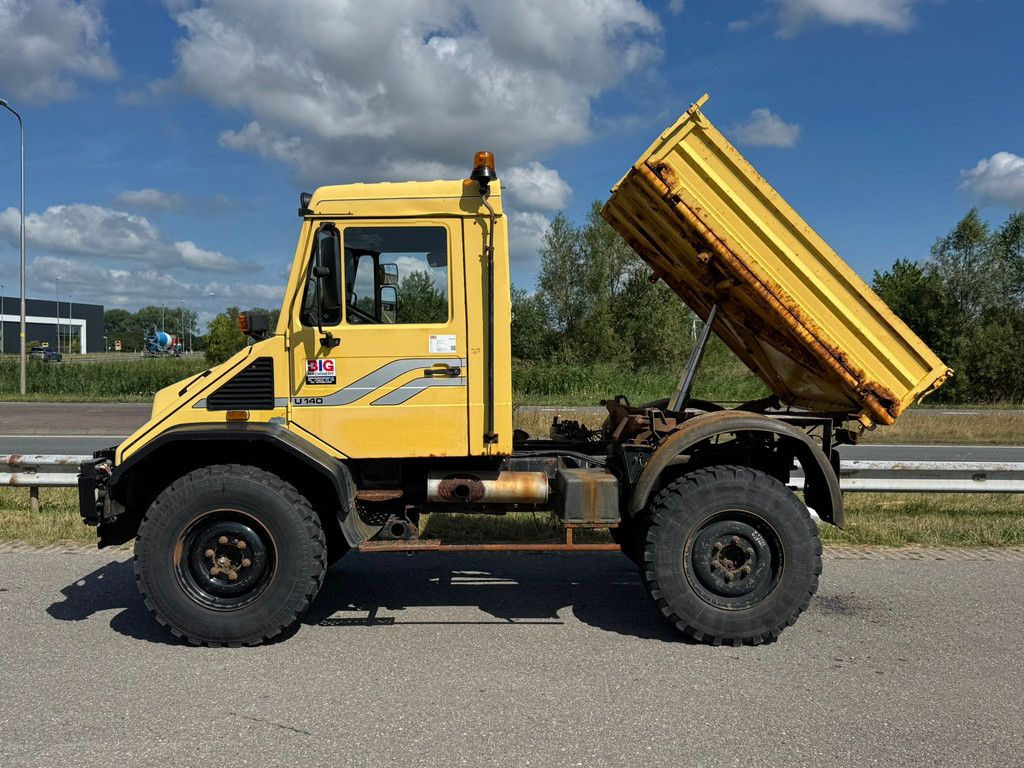 MercedesBenz Unimog U140