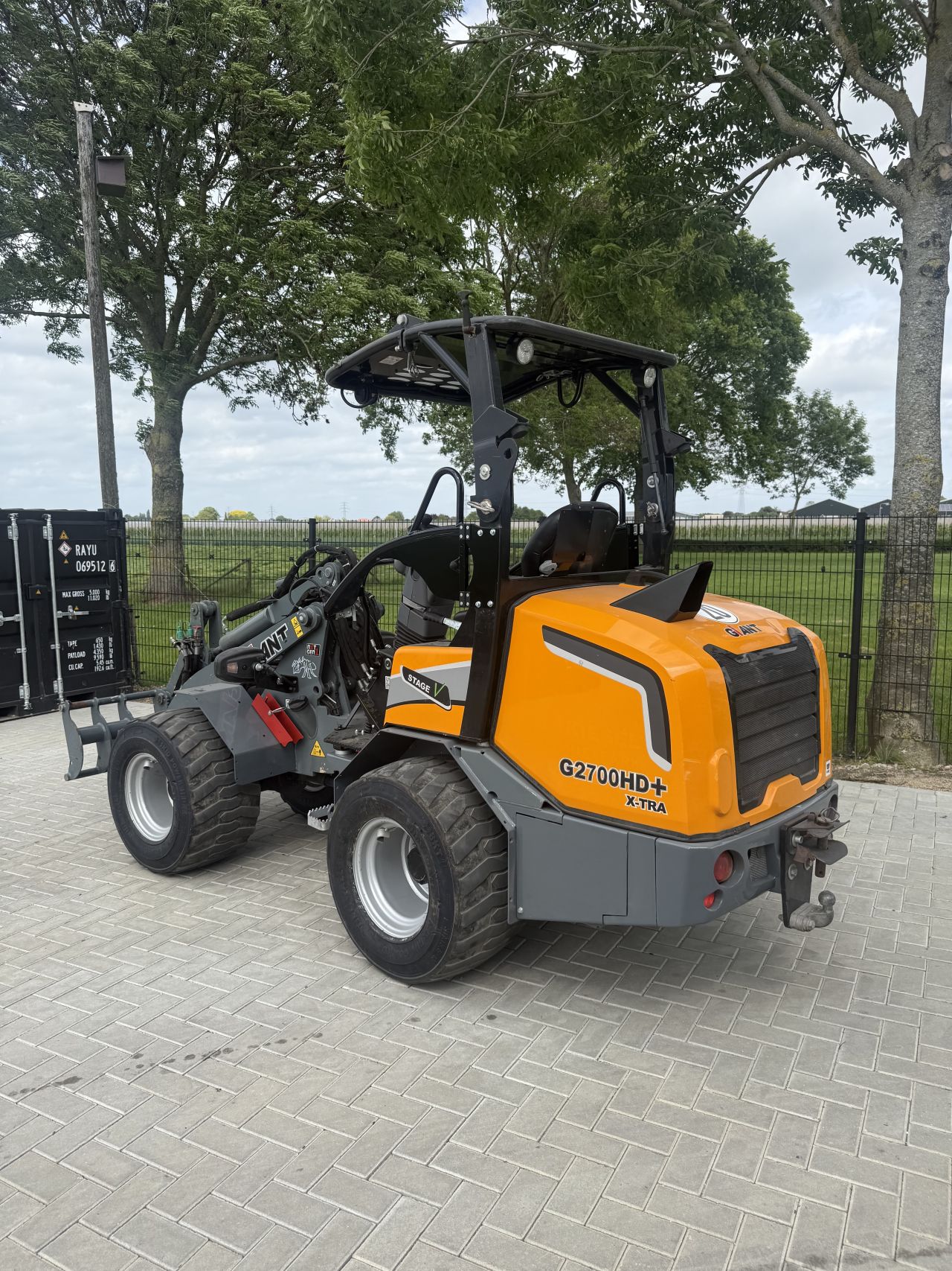 Giant g2700 extra HD ++ ( 750 uur )