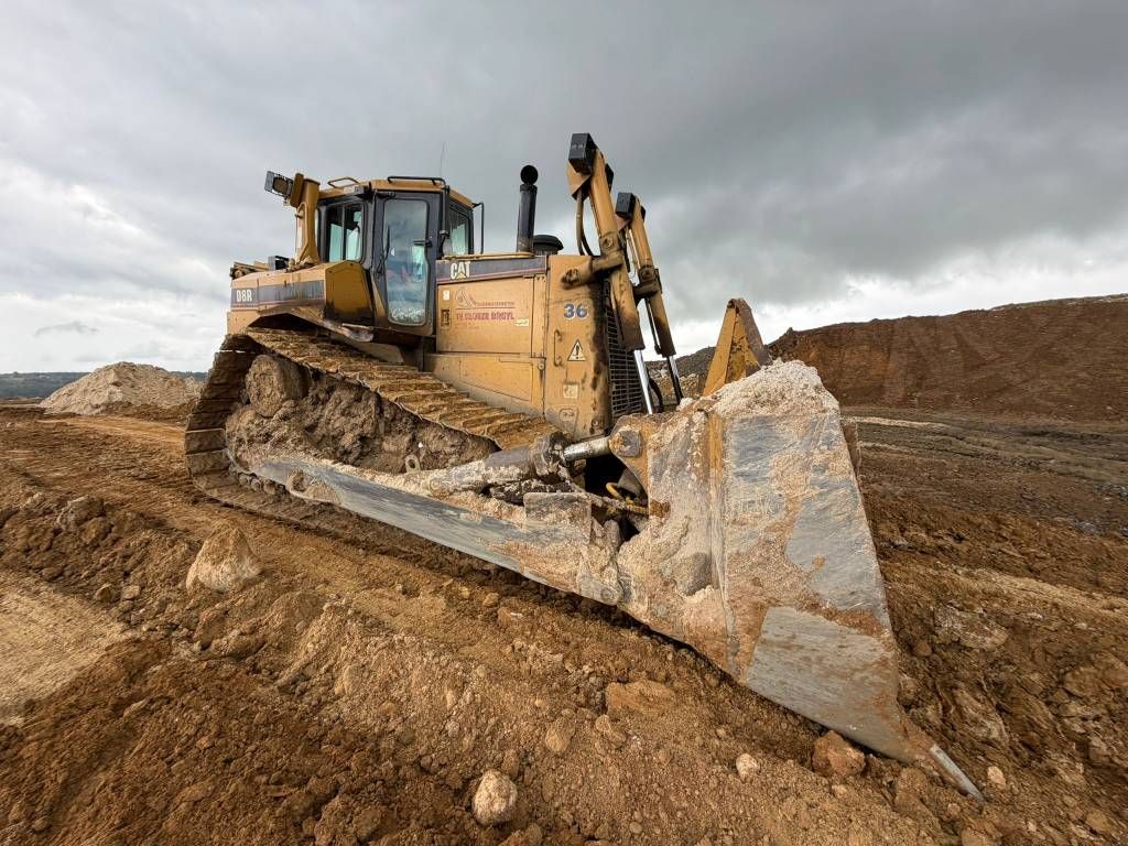 CAT D 8 R II