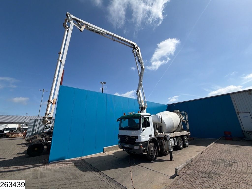Mercedes Actros 3241 8x4, EPS, Schwing 21, Remote, Steel
