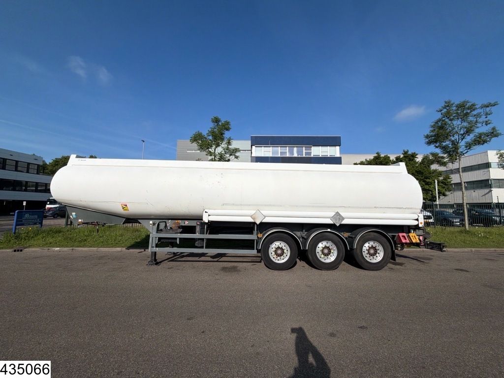 Merceron Fuel 38.000 Liter, 9 Comp. ADR