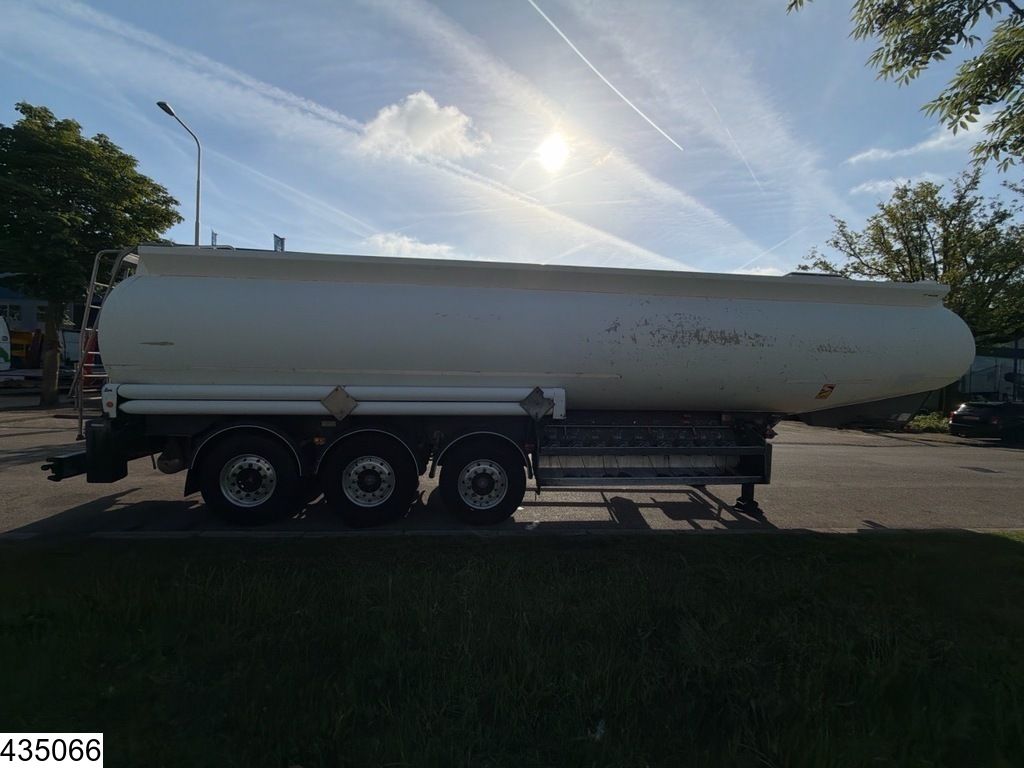 Merceron Fuel 38.000 Liter, 9 Comp. ADR
