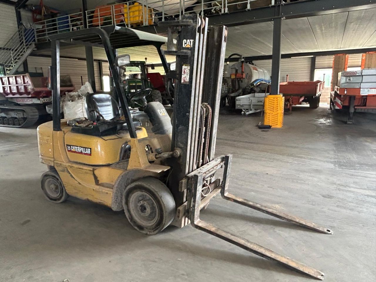 Heftruck Caterpillar DP25K