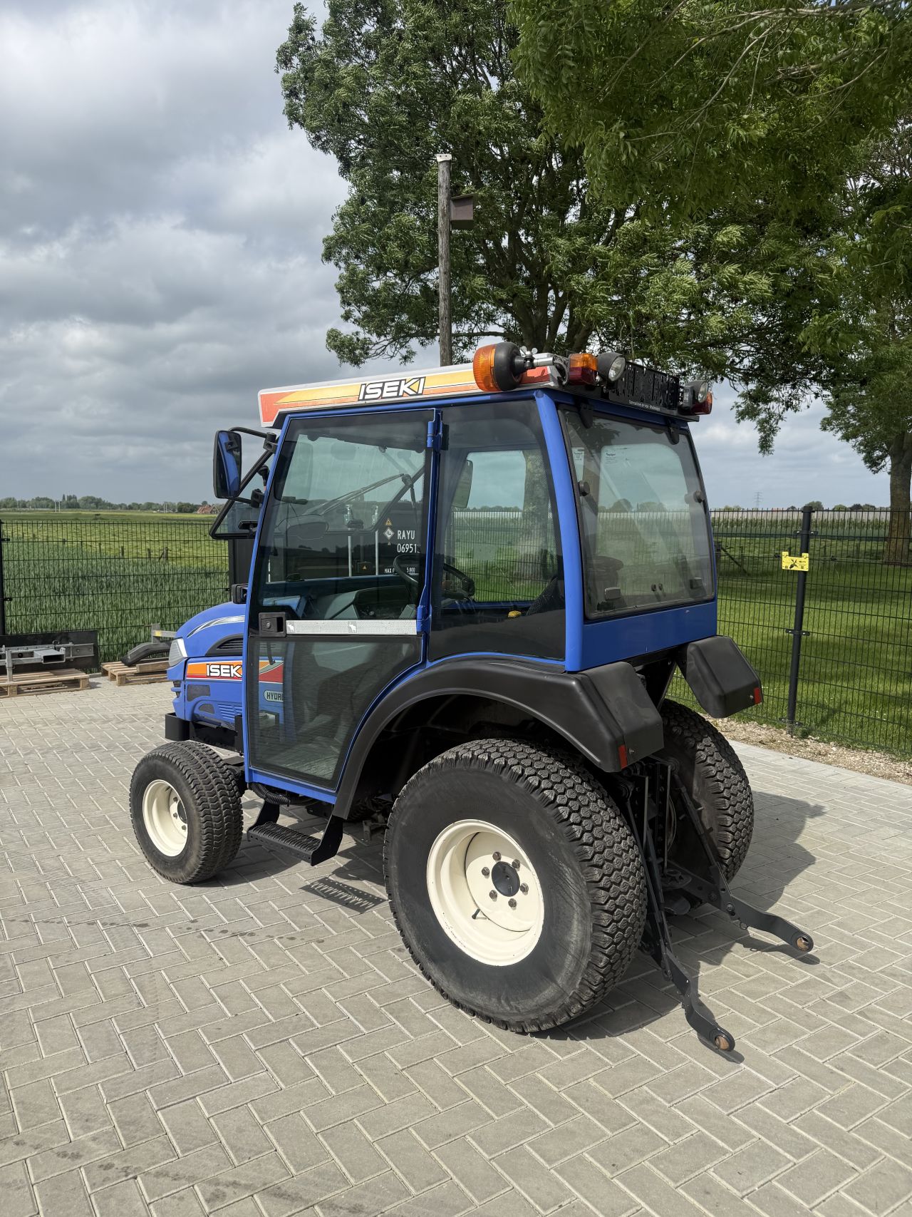 Iseki th4295 met cabine