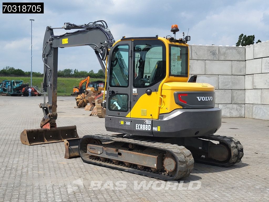 Volvo ECR88 D A/C - 2 Buckets