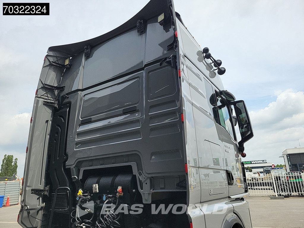MAN TGX 18.580 4X2 Individual Lion S! GX Retarder Full-AIr 2xTanks ACC Standklima Navi
