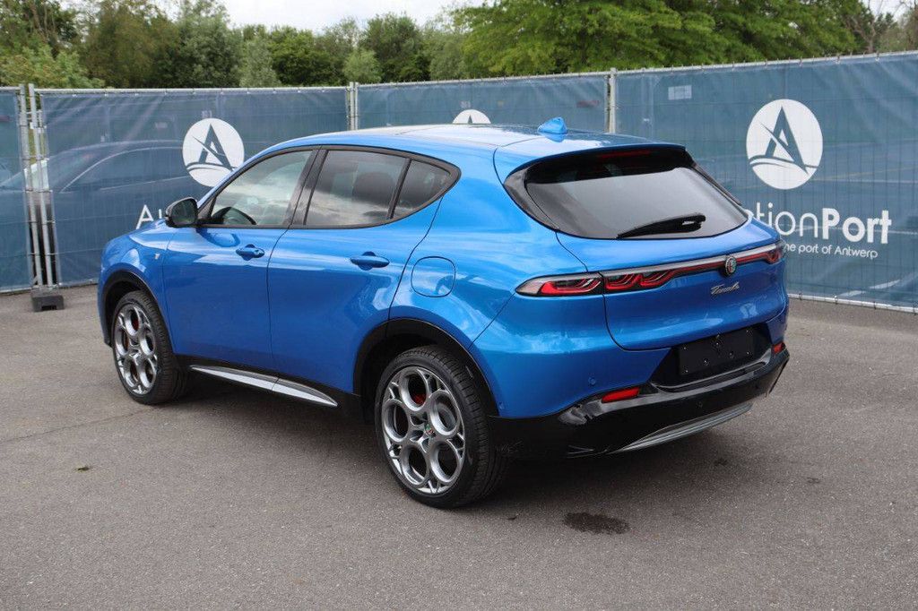 SUV Alfa Romeo Tonale Benzine/Elektrisch Plug-in Hybride 180pk 2023