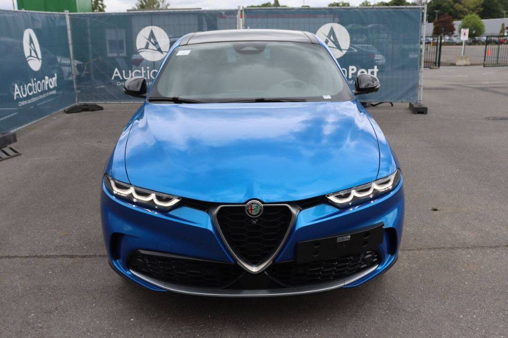 SUV Alfa Romeo Tonale Benzine/Elektrisch Plug-in Hybride 180pk 2023