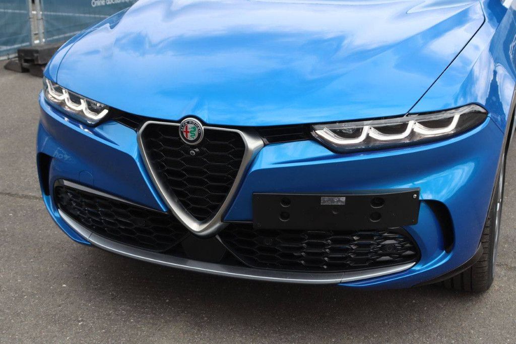 SUV Alfa Romeo Tonale Benzine/Elektrisch Plug-in Hybride 180pk 2023