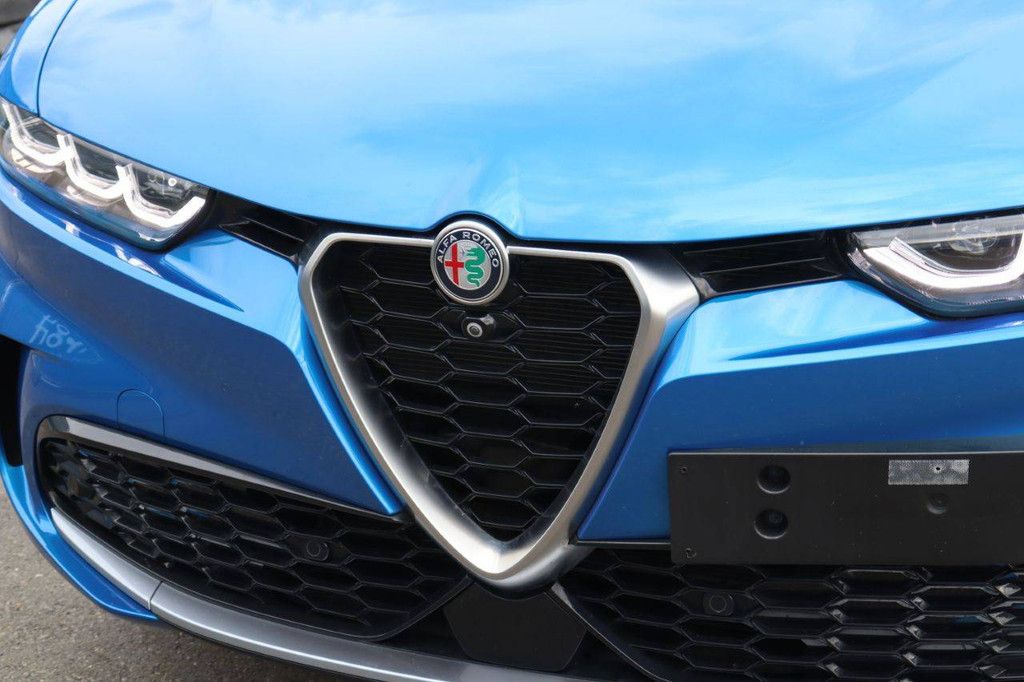 SUV Alfa Romeo Tonale Benzine/Elektrisch Plug-in Hybride 180pk 2023